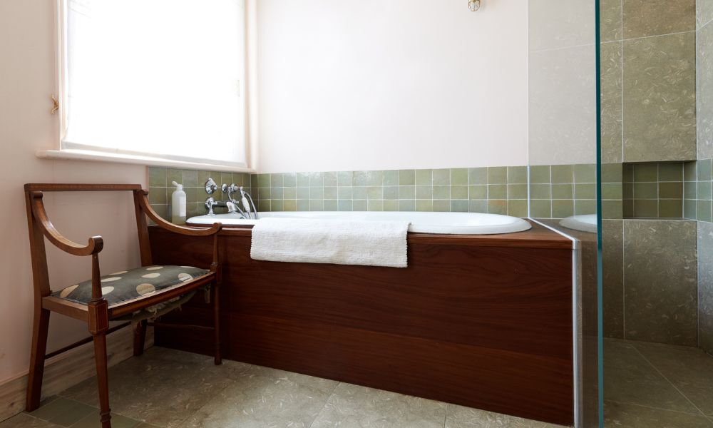 Wood Grain Textured Bath Panels