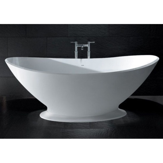 White Kurv Bath With Plinth And Integral Overflow