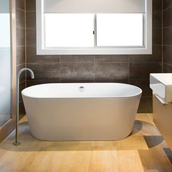 Viado Luxury Freestanding Bath (1580 x 740 x 550)